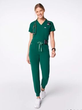 FIGS Scrub Set Hunter Green Casma Three-Pocket Top XXS Zamora Jogger Pants XS